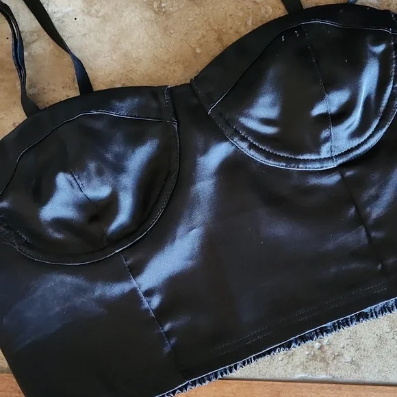 Bundle of 2 tank silky tank tops size womans  small - Picture 2 of 8